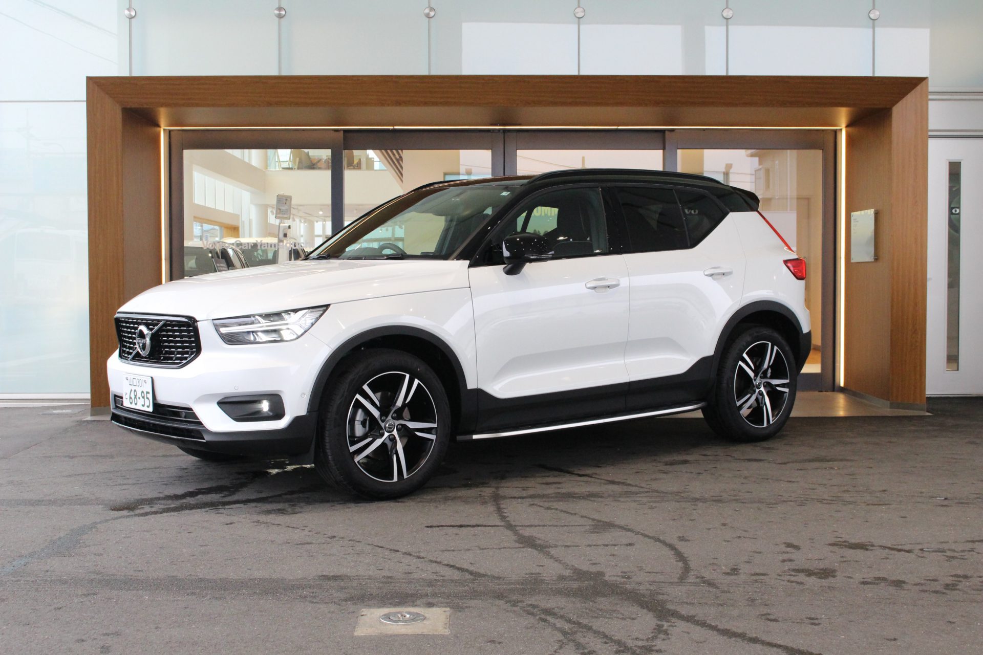 XC40 B4 AWD R-Design
