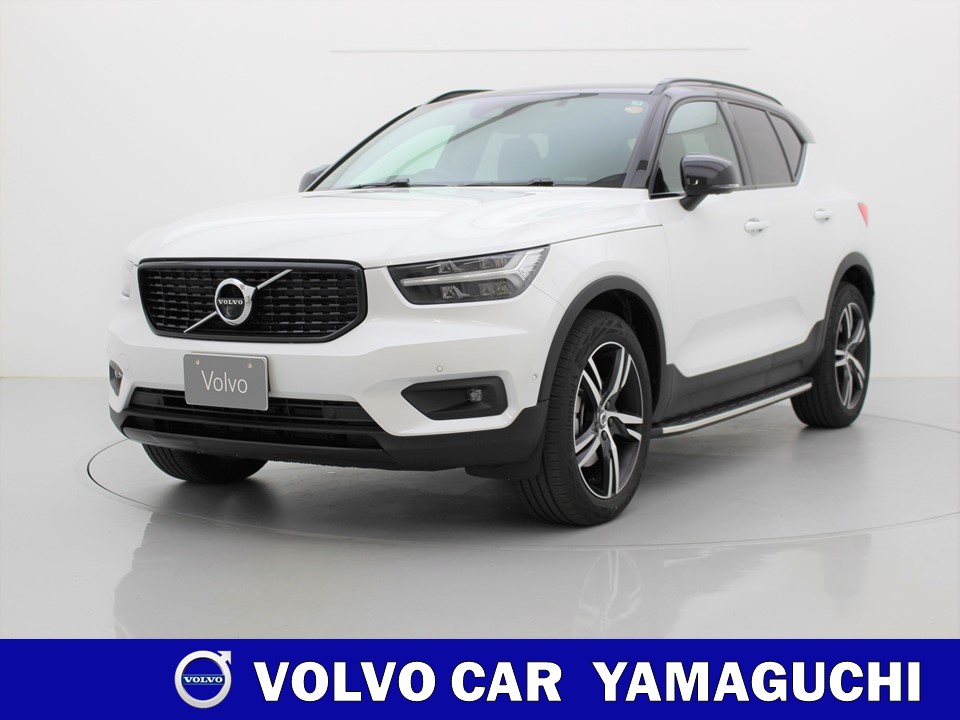 XC40 B4 AWD Rデザイン 4WD　当社試乗車  シティセーフティ　全方位カメラ　スポーツシート